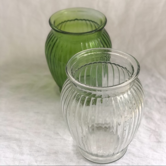Set of 2 Clear and Tinted Ripple Vases - Picture 7 of 10